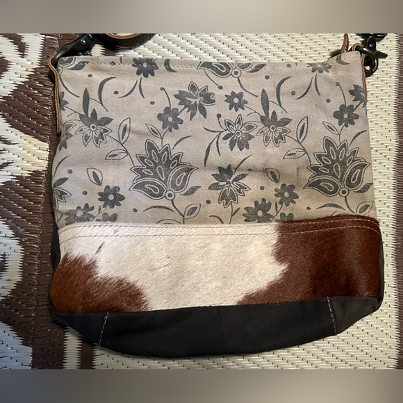 MYRA WESTERN CROSSBODY/ shoulder bag purse / COWHIDE BAG - Picture 7 of 7